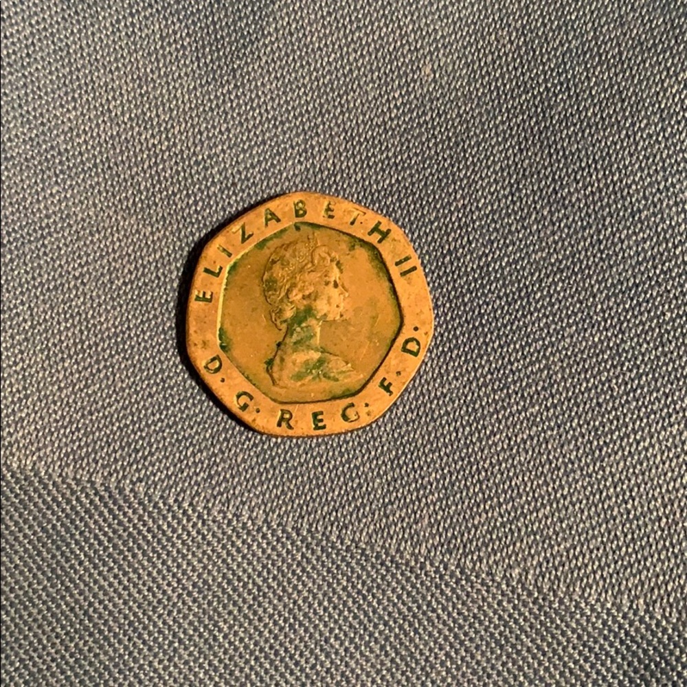 1982 Queen Elizabeth II United kingdom 20 pence